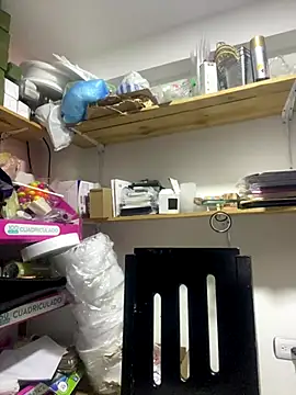 Snapshot of Scarlett_Noire_outdoors chatting on December 2025 01:00:01 AM Scarlett Noire outdoors online show from December 2025 01:00:01 AM