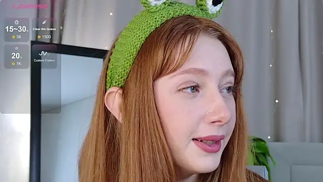 Snapshot of AdritVance chatting on November 2025 09:10:01 AM AdritVance online show from November 2025 09:10:01 AM