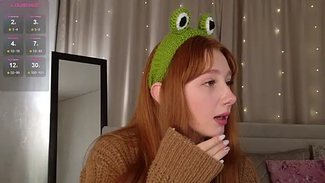 Snapshot of AdritVance chatting on November 2025 11:03:02 AM AdritVance online show from November 2025 11:03:02 AM