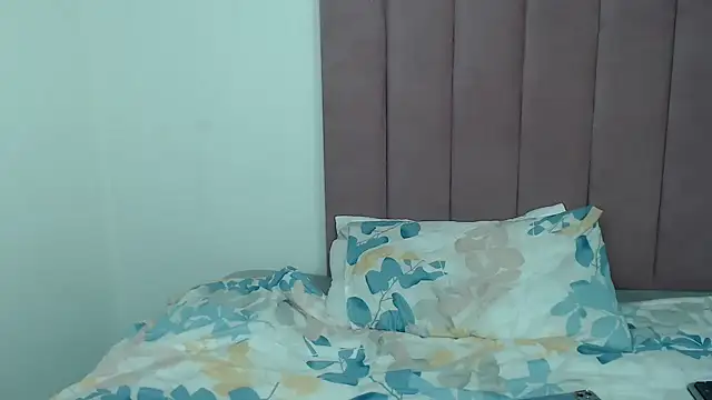 Snapshot of Mogheul_Slay chatting on December 2025 08:25:01 PM Mogheul Slay online show from December 2025 08:25:01 PM