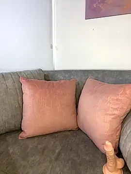 Snapshot of zoepink_1 chatting on December 2025 01:31:02 PM zoepink 1 online show from December 2025 01:31:02 PM