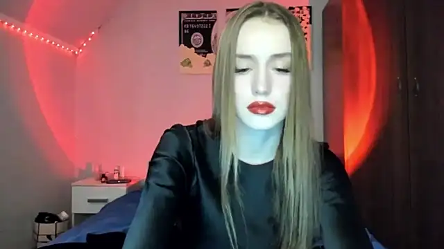 tinyglow online show from February 2026 11:19:01 PM