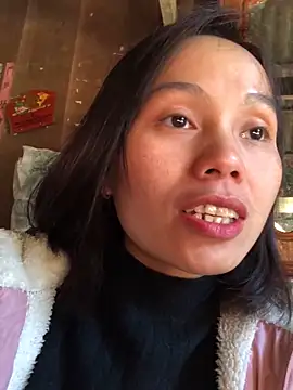 Snapshot of Trangbabylove chatting on November 2025 02:47:02 AM Trangbabylove online show from November 2025 02:47:02 AM