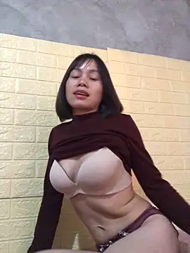 Trangbabylove online show from March 2026 05:11:01 AM