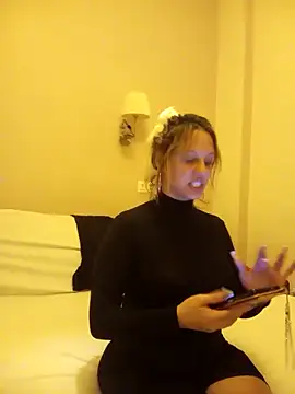 Snapshot of cleopatravodos chatting on December 2025 07:18:01 PM cleopatravodos online show from December 2025 07:18:01 PM