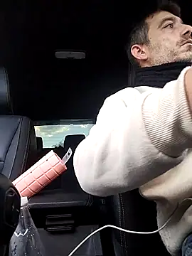 Snapshot of platone09 chatting on November 2025 03:34:02 PM platone09 online show from November 2025 03:34:02 PM