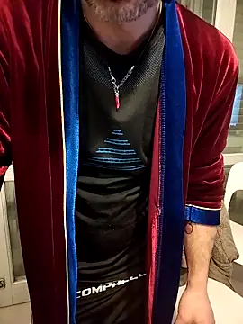 Snapshot of platone09 chatting on January 2026 08:25:02 PM platone09 online show from January 2026 08:25:02 PM