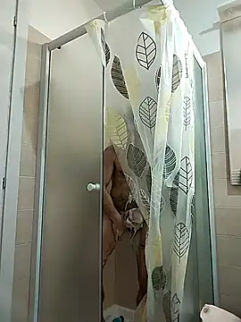 Snapshot of platone09 chatting on April 2026 06:52:01 PM platone09 online show from April 2026 06:52:01 PM