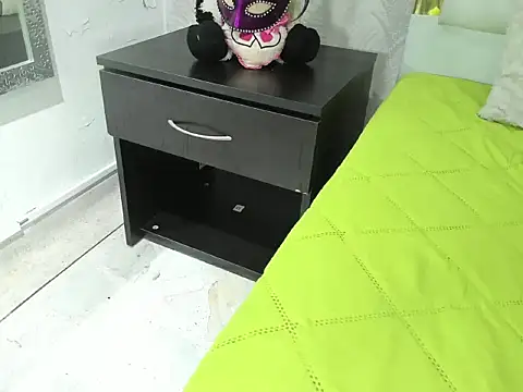 Snapshot of noa-camila chatting on November 2025 12:59:03 PM noa-camila online show from November 2025 12:59:03 PM