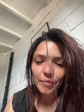 Snapshot of LaraDanverss chatting on November 2025 05:29:02 PM LaraDanverss online show from November 2025 05:29:02 PM