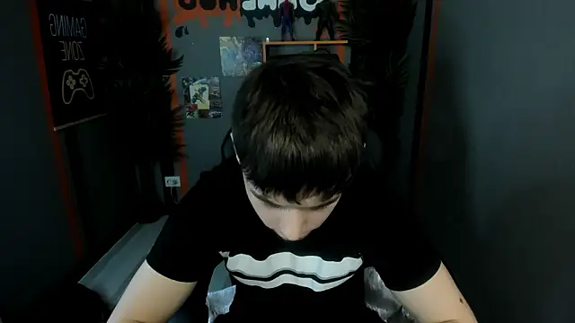 AlejandroEllias online show from March 2026 03:26:01 PM