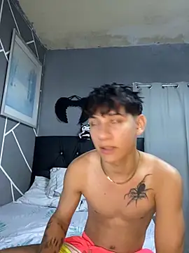 David princess online show from December 2025 07:33:02 PM