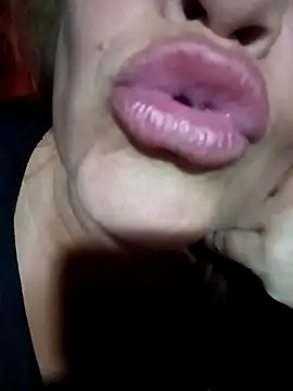 Snapshot of Tatitahot69 chatting on November 2025 04:50:01 PM Tatitahot69 online show from November 2025 04:50:01 PM