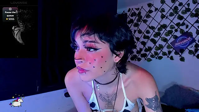 Anny Kiitty online show from May 2026 04:07:02 AM