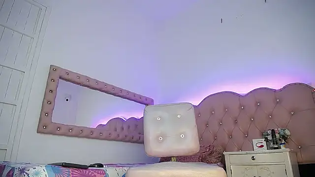 Sussan cooper online show from February 2026 02:56:01 AM