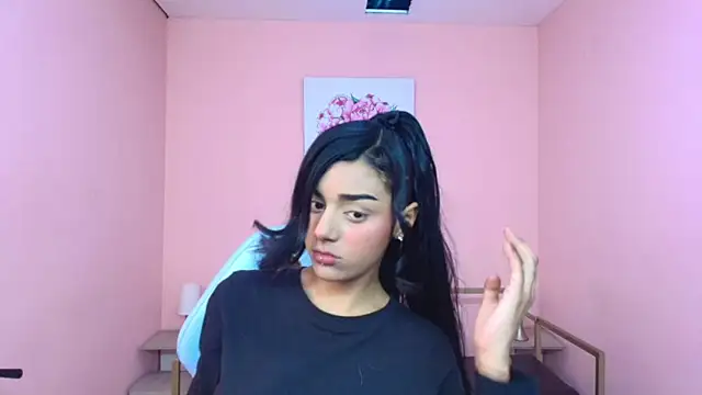 Snapshot of Milu_carbajal_x chatting on November 2025 08:08:01 PM Milu carbajal x online show from November 2025 08:08:01 PM