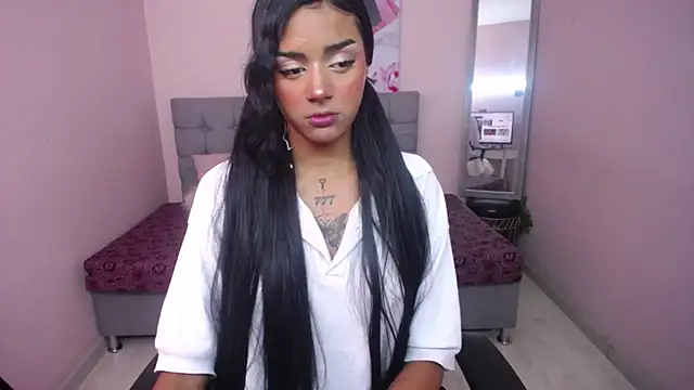 Snapshot of Milu_carbajal_x chatting on November 2025 08:41:02 PM Milu carbajal x online show from November 2025 08:41:02 PM