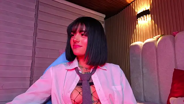Milu carbajal x online show from July 2026 04:19:01 AM