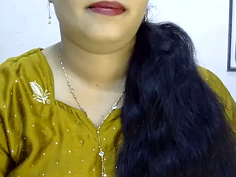 Muskan Jha online show from July 2026 02:04:02 AM