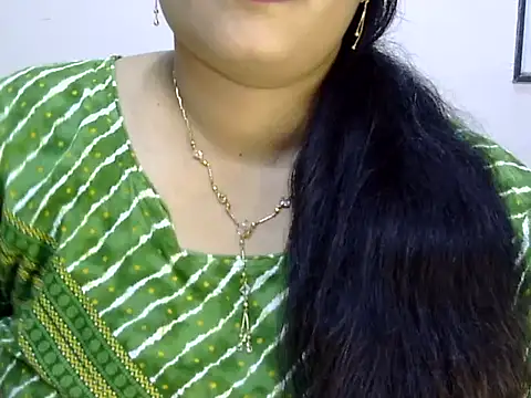 Muskan Jha online show from July 2026 01:02:02 PM