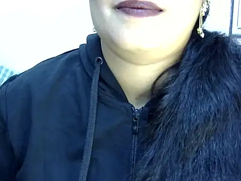 Muskan Jha online show from August 2026 02:04:02 PM