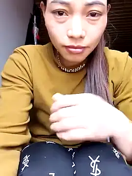 Snapshot of _Su-Su_ chatting on November 2025 06:11:02 AM Su-Su online show from November 2025 06:11:02 AM