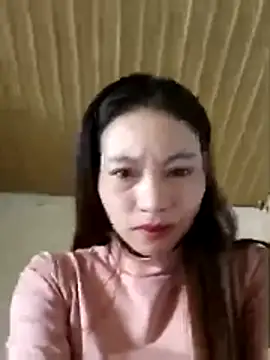 Snapshot of _Su-Su_ chatting on November 2025 02:23:02 AM Su-Su online show from November 2025 02:23:02 AM