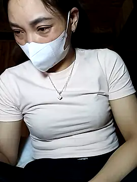 Snapshot of _Su-Su_ chatting on December 2025 02:01:02 PM Su-Su online show from December 2025 02:01:02 PM