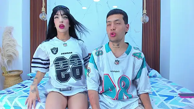 Snapshot of Loversinfire2 chatting on November 2025 08:57:01 PM Loversinfire2 online show from November 2025 08:57:01 PM