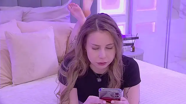 Snapshot of -SaraBlack- chatting on December 2025 05:19:02 PM -SaraBlack- online show from December 2025 05:19:02 PM