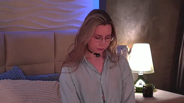 -SaraBlack- online show from March 2026 04:15:01 PM