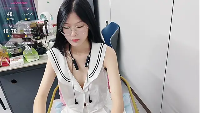 xlin-baby online show from May 2026 04:01:02 PM