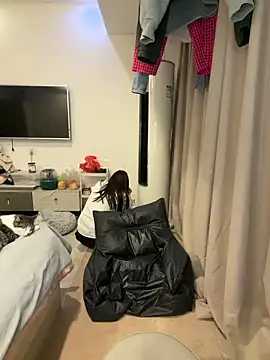 Snapshot of XX125216 chatting on December 2025 01:31:02 PM XX125216 online show from December 2025 01:31:02 PM