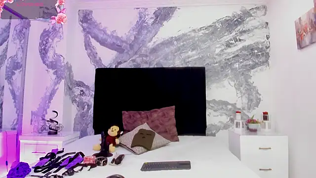 Snapshot of VictoriaSaenz1_ chatting on December 2025 06:08:02 AM VictoriaSaenz1 online show from December 2025 06:08:02 AM