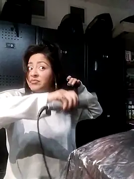 Snapshot of MiaWelkin_ chatting on December 2025 10:35:01 AM MiaWelkin online show from December 2025 10:35:01 AM