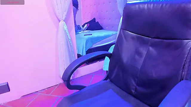 Snapshot of sammyRhoades chatting on November 2025 08:23:02 PM sammyRhoades online show from November 2025 08:23:02 PM