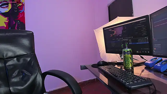 Snapshot of sammyRhoades chatting on December 2025 08:47:01 PM sammyRhoades online show from December 2025 08:47:01 PM