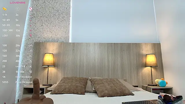 mature eva1 online show from February 2026 11:25:02 AM