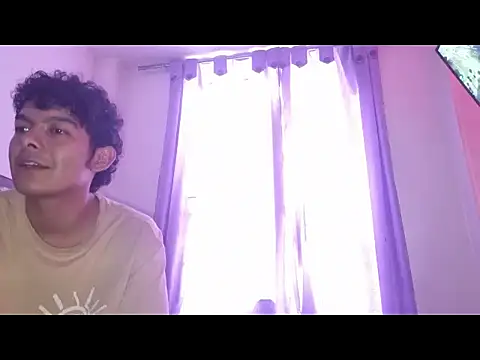 Youngcople18 online show from November 2025 06:13:01 PM