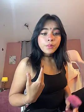 Sophie wyld online show from November 2025 11:26:02 PM