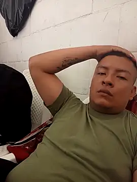 Jeison0323 online show from April 2026 07:00:01 PM