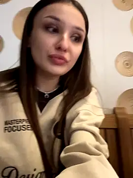 Snapshot of ErikaMuse chatting on November 2025 04:23:02 AM ErikaMuse online show from November 2025 04:23:02 AM