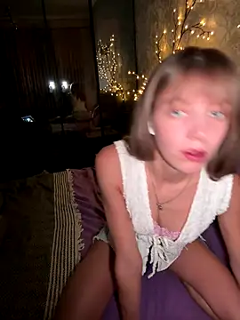 artshadowvibe online show from November 2025 01:26:02 PM