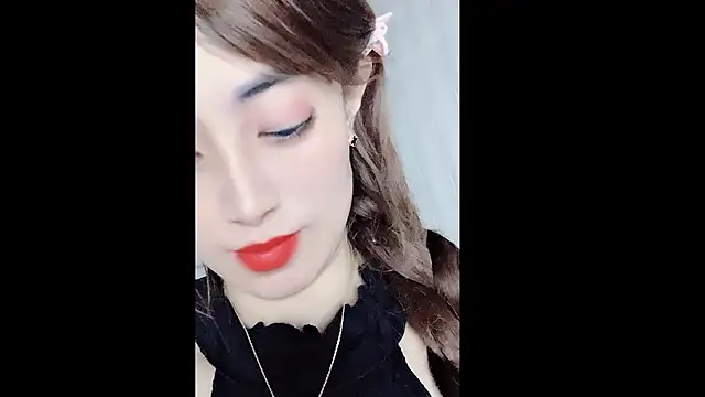 MiAnna-Lovee online show from December 2025 07:03:02 AM