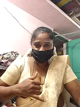 Snapshot of Tamil_devagi chatting on November 2025 06:19:01 PM Tamil devagi online show from November 2025 06:19:01 PM