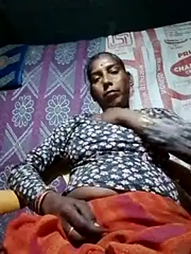 Snapshot of Xx_savita chatting on December 2025 06:58:01 PM Xx savita online show from December 2025 06:58:01 PM