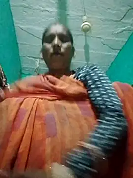 Snapshot of Xx_savita chatting on May 2026 05:41:02 PM Xx savita online show from May 2026 05:41:02 PM