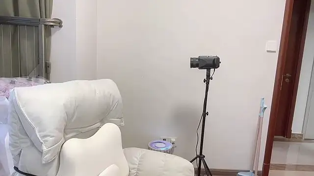 Snapshot of Sep-oo chatting on November 2025 10:54:01 PM Sep-oo online show from November 2025 10:54:01 PM