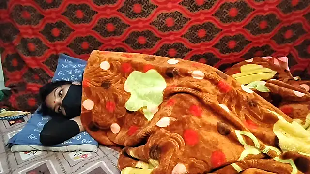 Real18sis sex sis online show from December 2025 02:21:01 AM