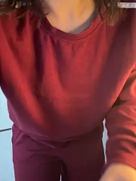 Snapshot of Manolya3434 chatting on December 2025 09:47:01 AM Manolya3434 online show from December 2025 09:47:01 AM